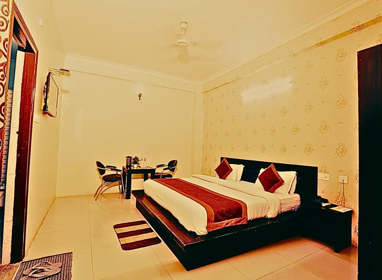 Hotel Nexus L Hotels In Charbagh Лакхнау Экстерьер фото