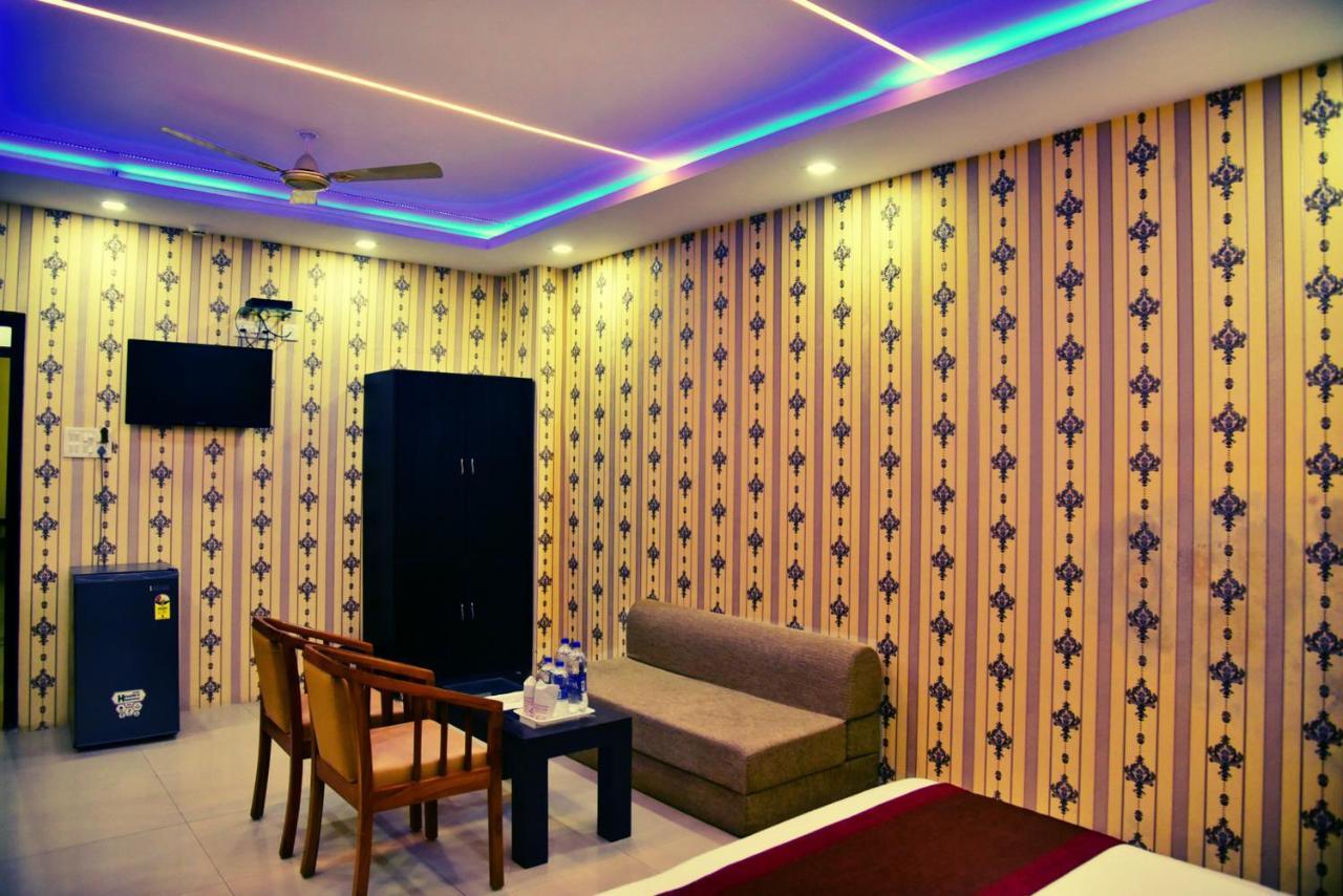Hotel Nexus L Hotels In Charbagh Лакхнау Экстерьер фото