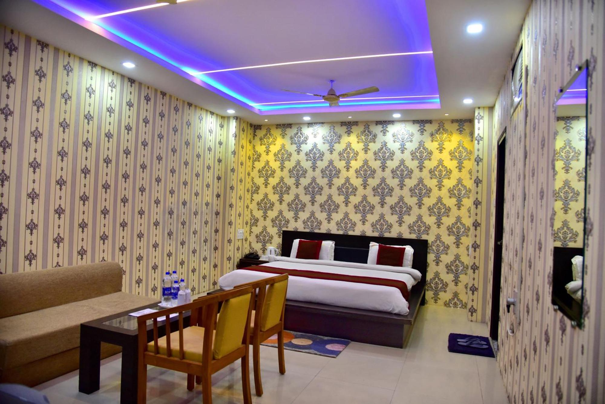 Hotel Nexus L Hotels In Charbagh Лакхнау Экстерьер фото